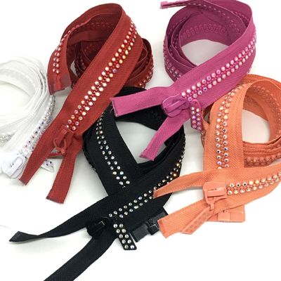 #5 #10 Tự động khóa Rhinestone kim loại khóa mở cuối trong màu đỏ